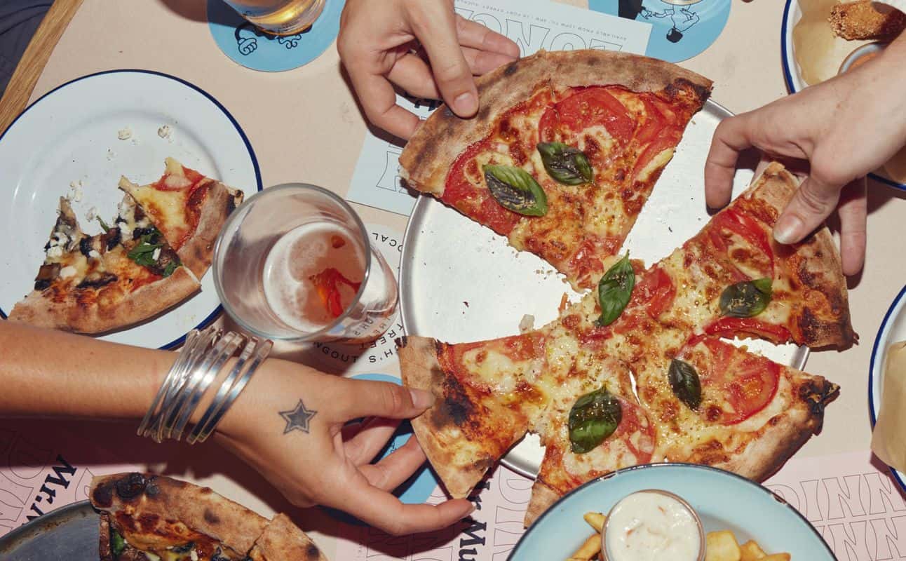 WIN the ultimate rooftop dining experience worth $300 with Mr Murdoch's 🥳